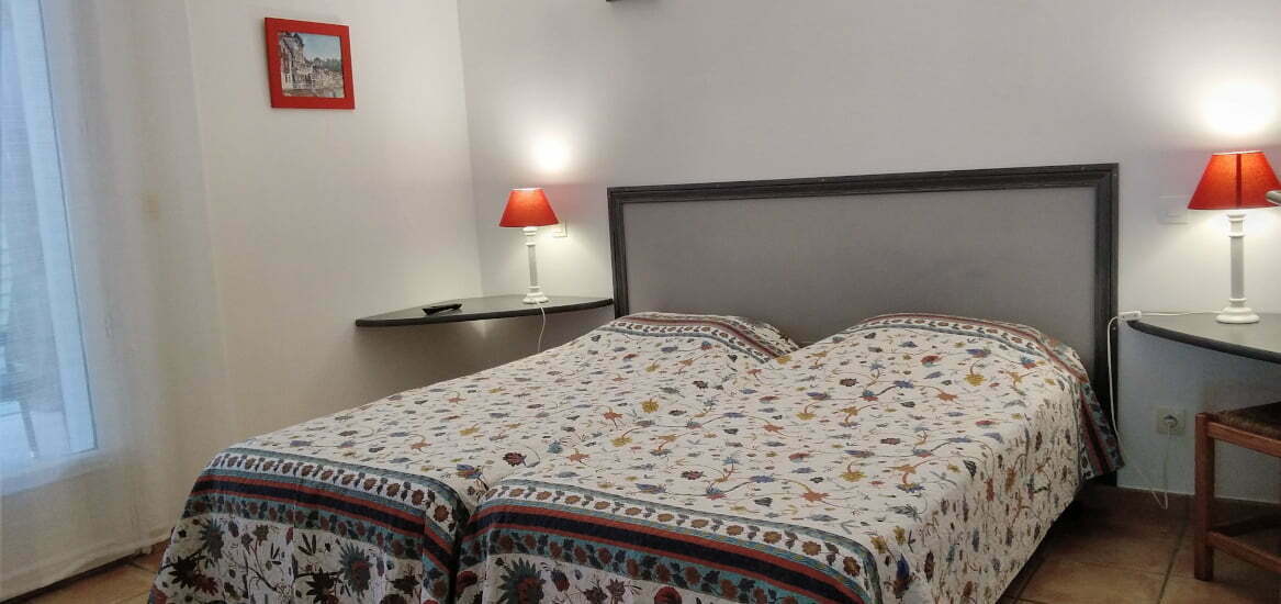 chambre - appartement bas - Nun Obeki maison basque -st jean de luz