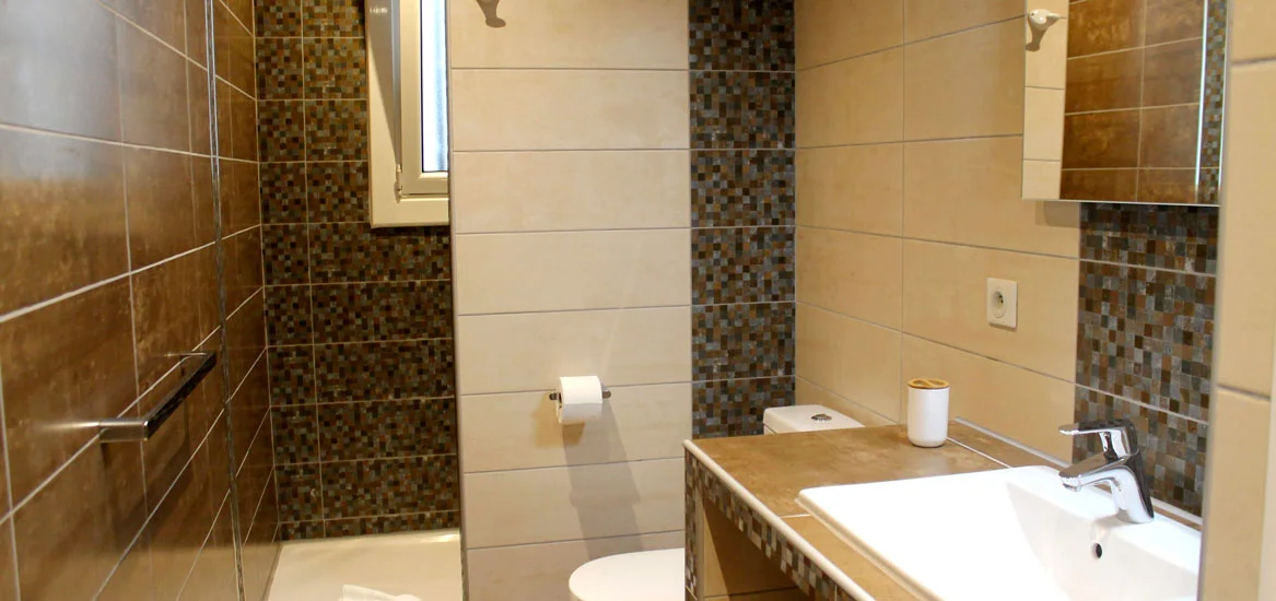 salle de bain - appartement gurea - Nun Obeki maison basque -st jean de luz