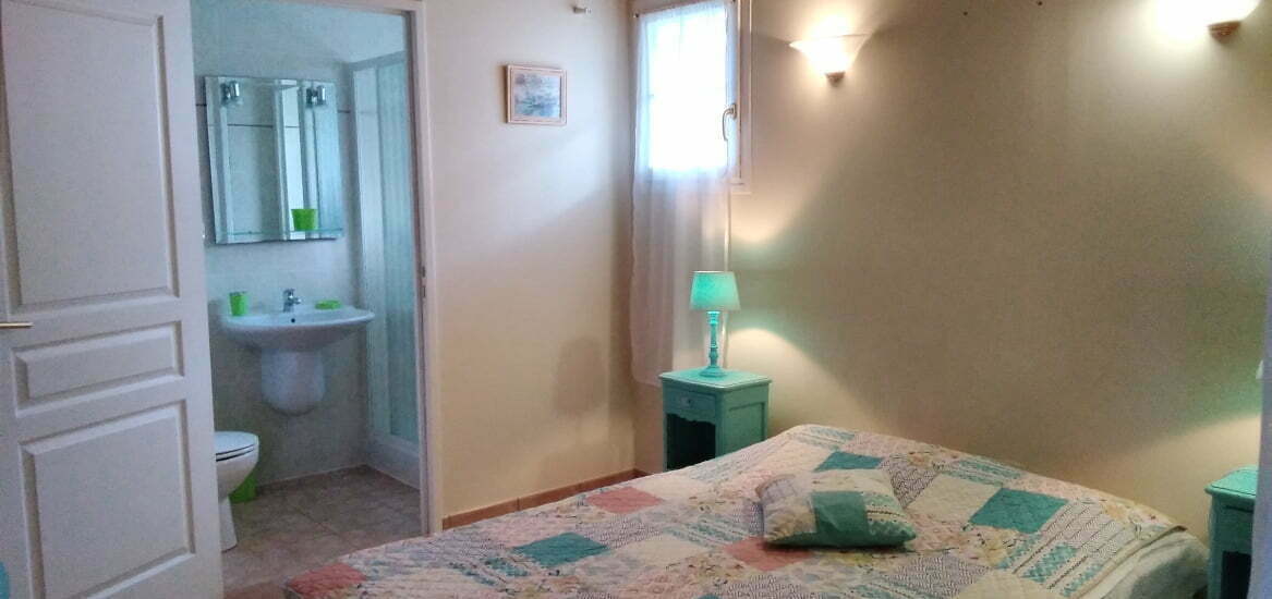 chambre- appartement haut - Nun Obeki maison basque -st jean de luz